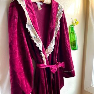 vintage dark red velvet robe